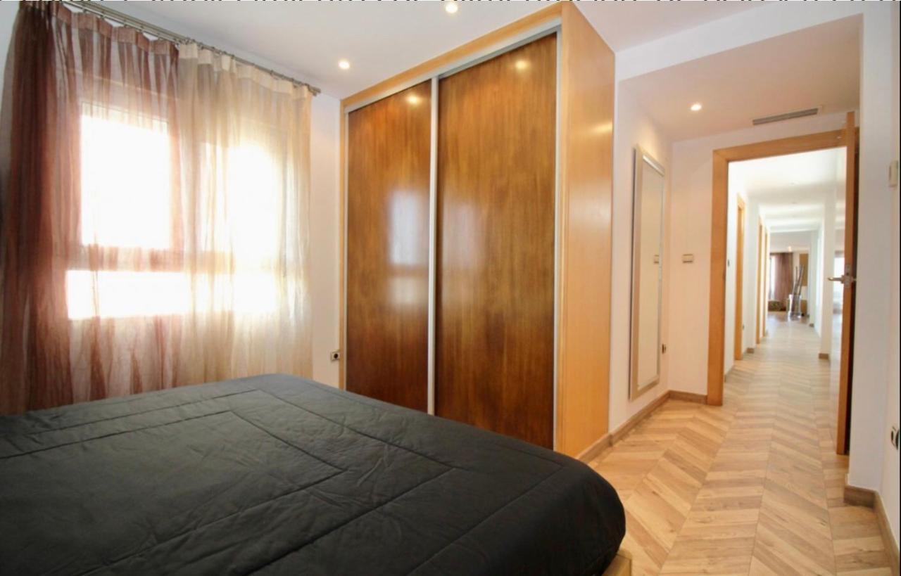 Lujoso Apartamento En 1ª Linea Recien Reformado Santa Pola Eksteriør billede